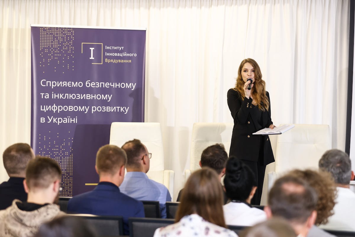 Anna Mysyshyn speaks at the conference on safe and inclusive digital development in Ukraine